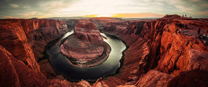 Horseshoe Bend Canyon — Red, Dramatic, Sunrise