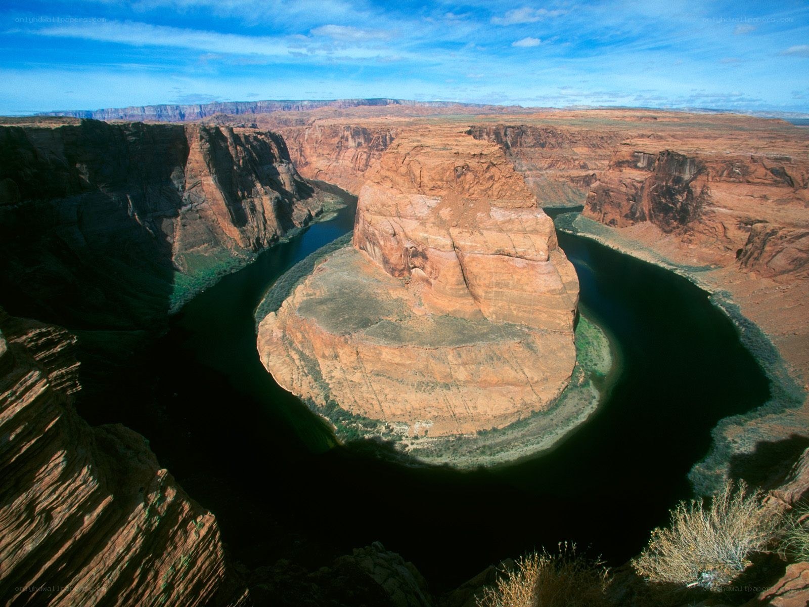 Horseshoe Bend canyon view