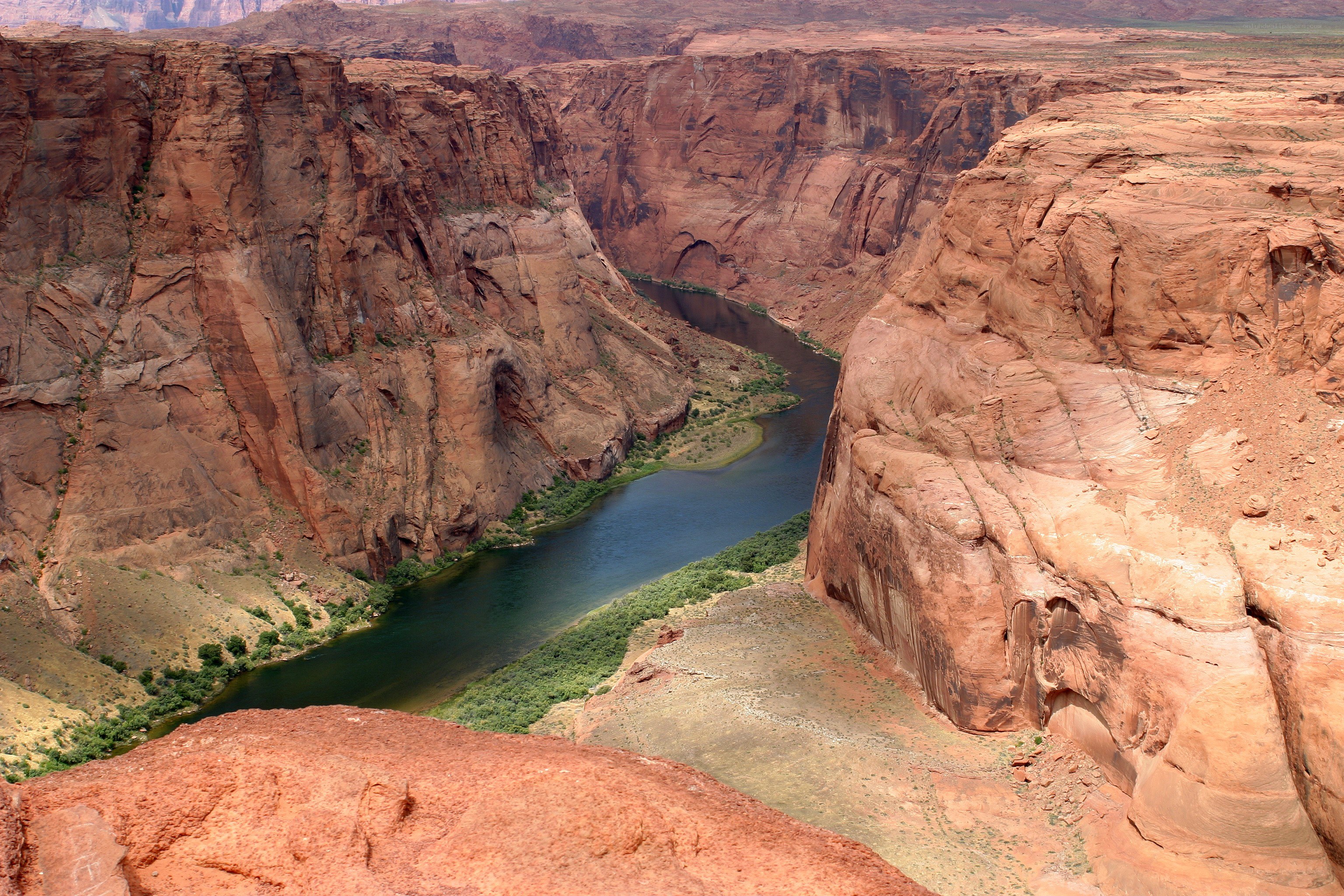 Horseshoe Bend canyon view