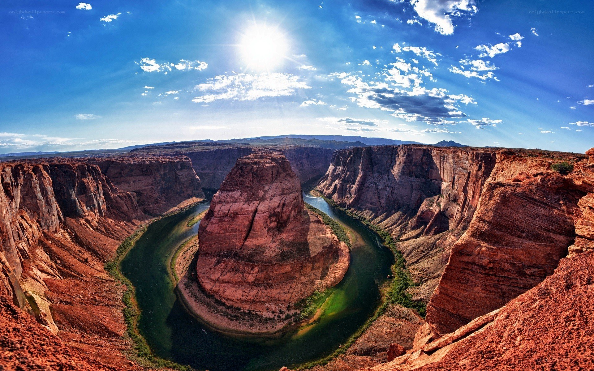 Horseshoe Bend canyon view