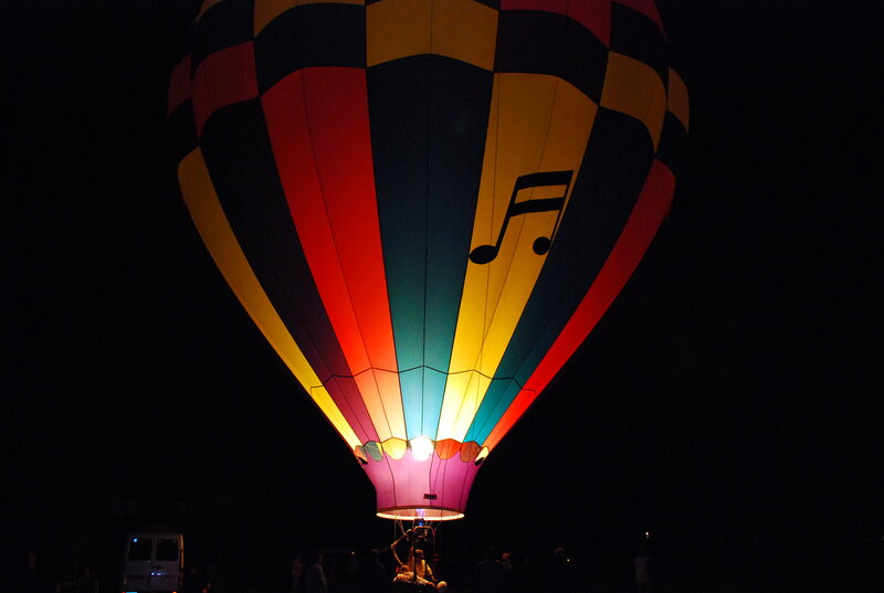 Hot Air Balloon at Night — Black