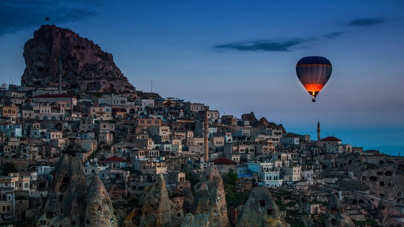 Hot Air Balloon over Town — Blue