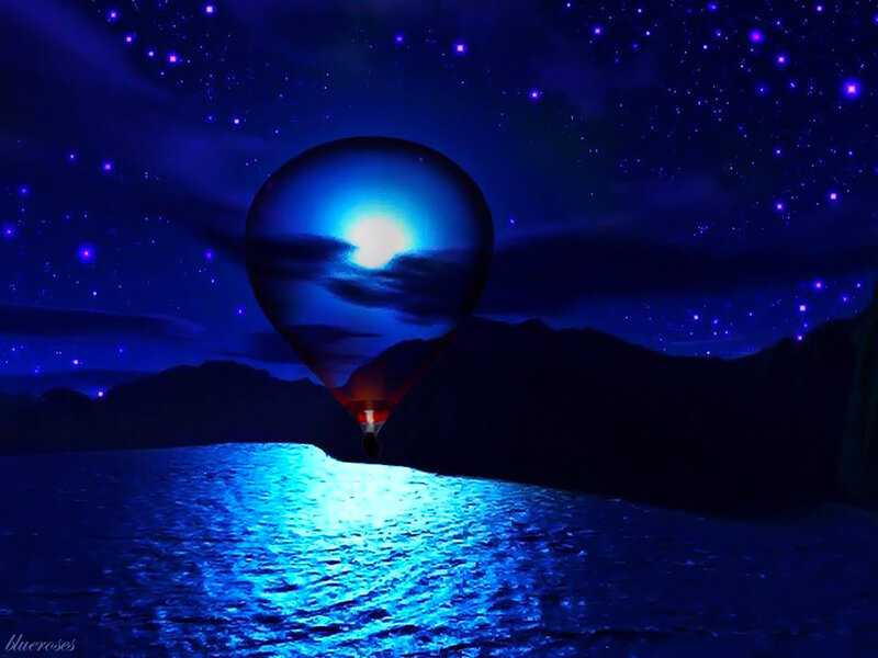 Hot Air Balloon over Water — Blue