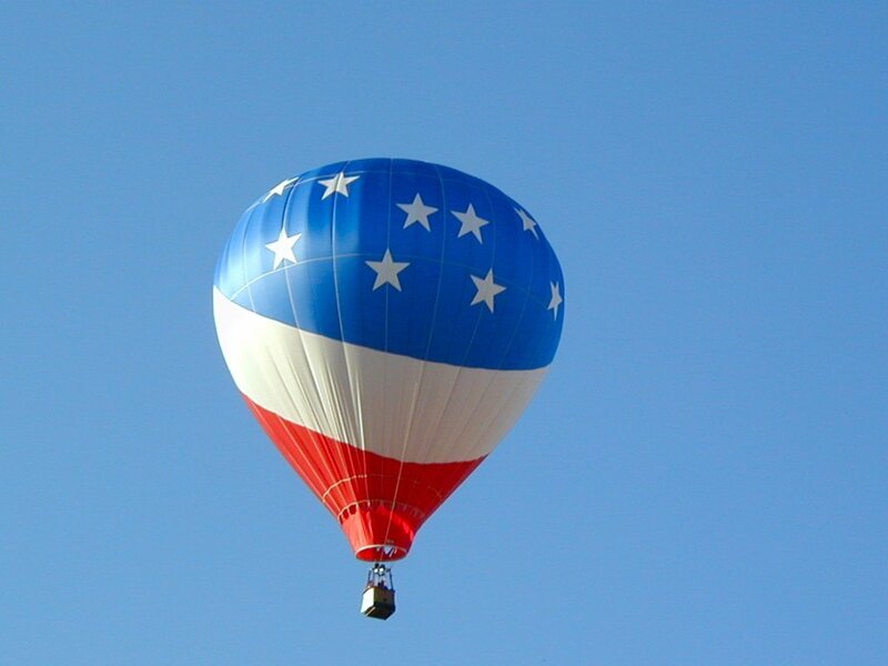 hot air balloon with american flag