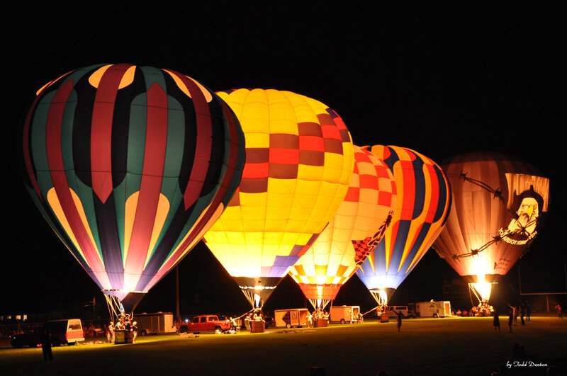 Hot Air Balloons at Night — Yellow