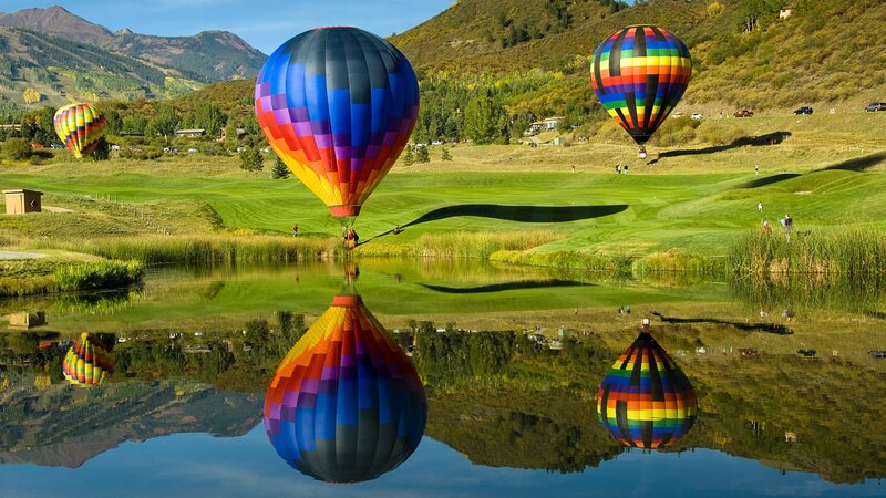 Hot Air Balloons over Pond — Green