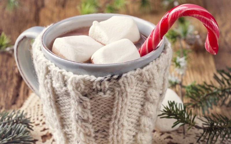 Hot Chocolate with Marshmallows — White, Cozy, Winter