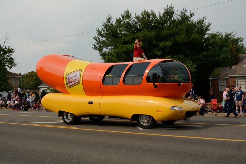 Hot Dog-shaped Vehicle — Yellow, Festive