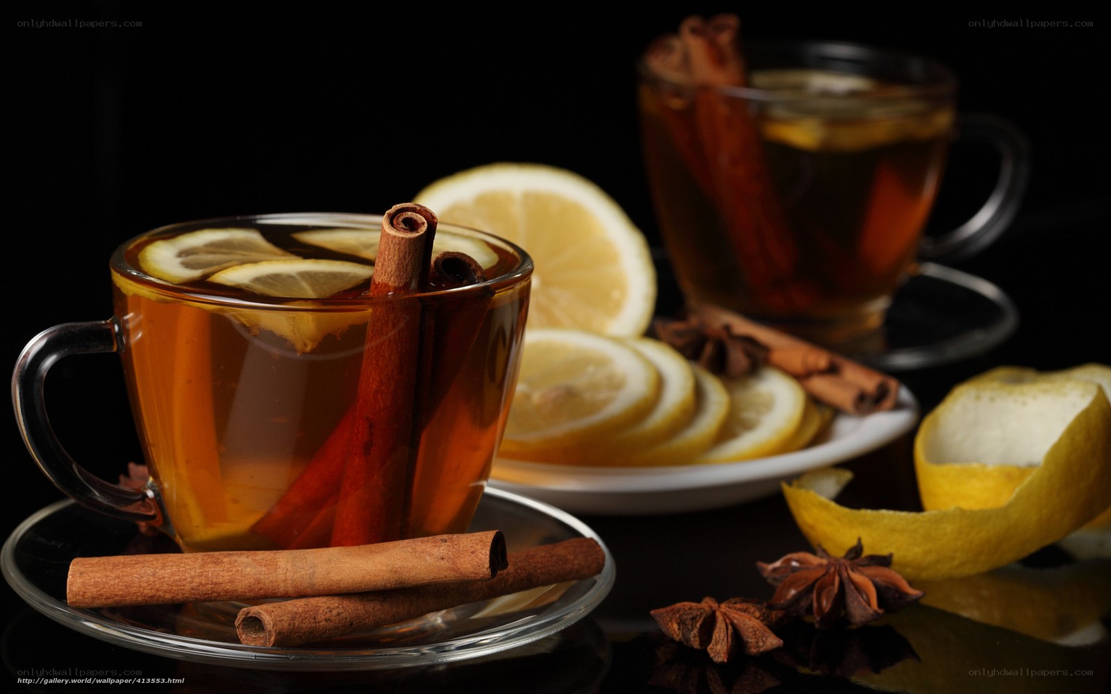 Hot tea with lemon and cinnamon