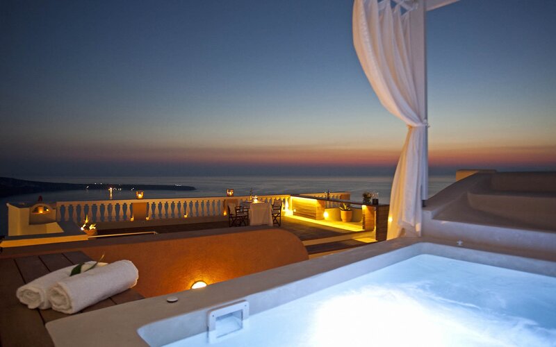 Hot Tub on Balcony — Blue