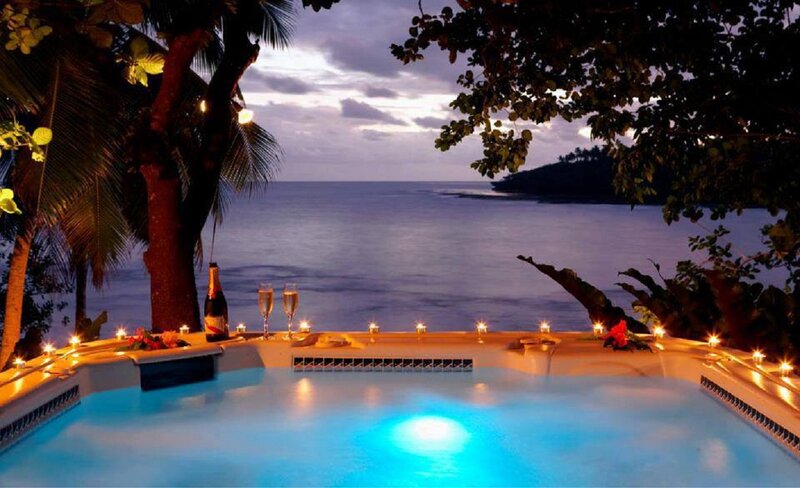 Hot Tub with Ocean View — Blue