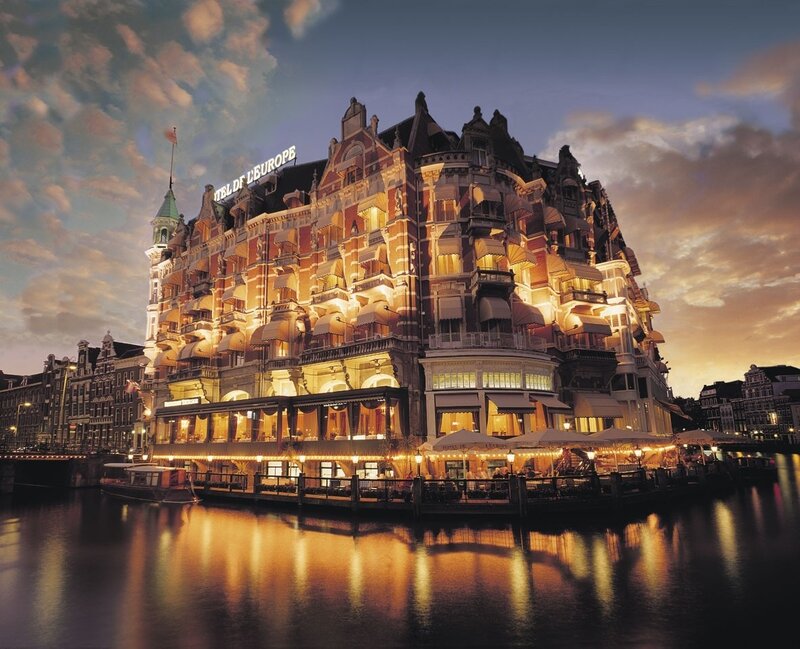 Hotel de l'Europe at dusk