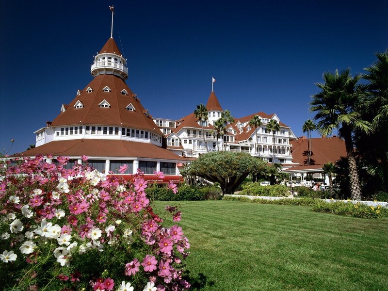 Hotel del Coronado with flowers