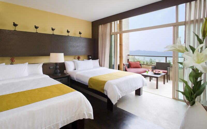Hotel Room with Two Beds — Yellow