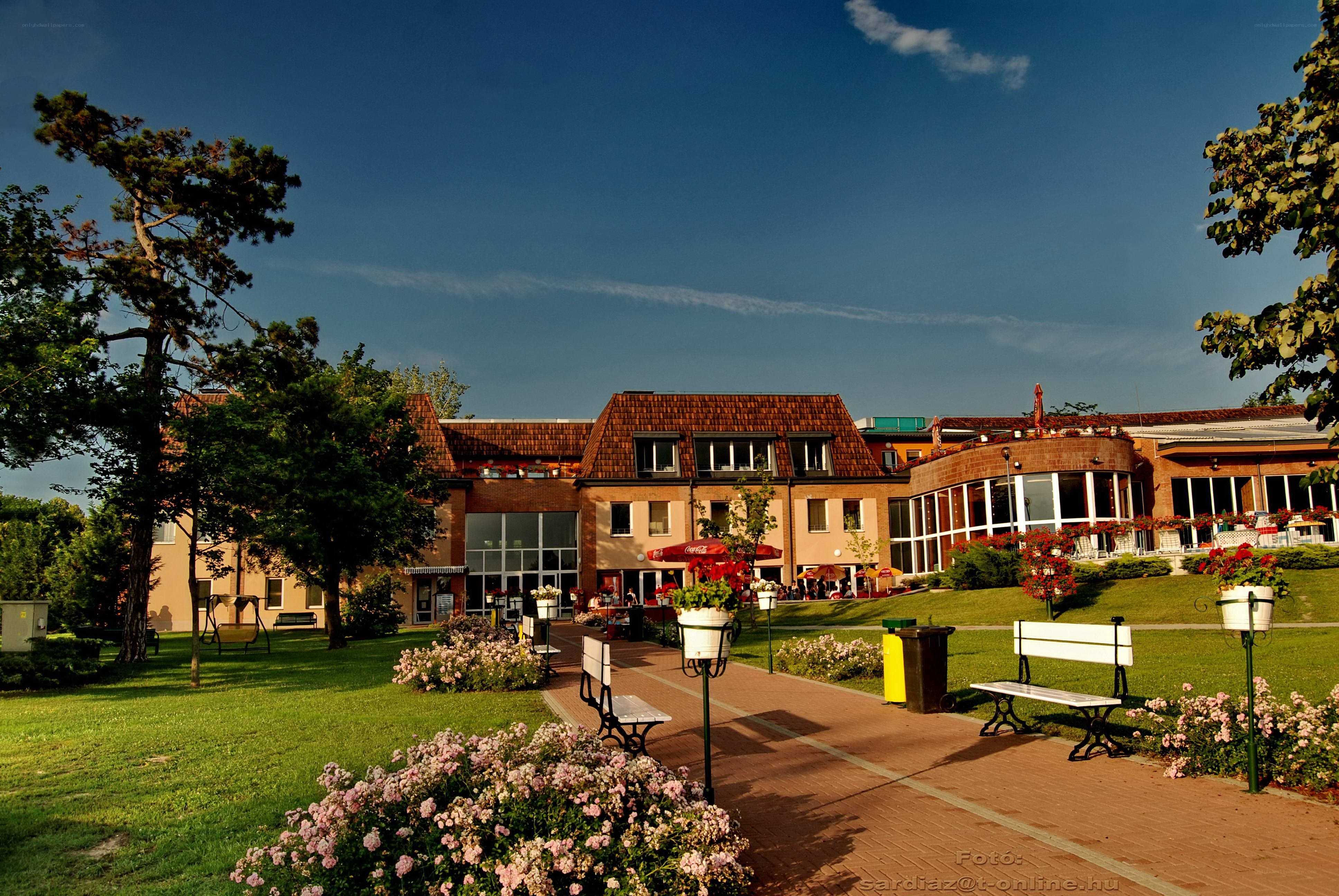 Hotel with garden and outdoor seating
