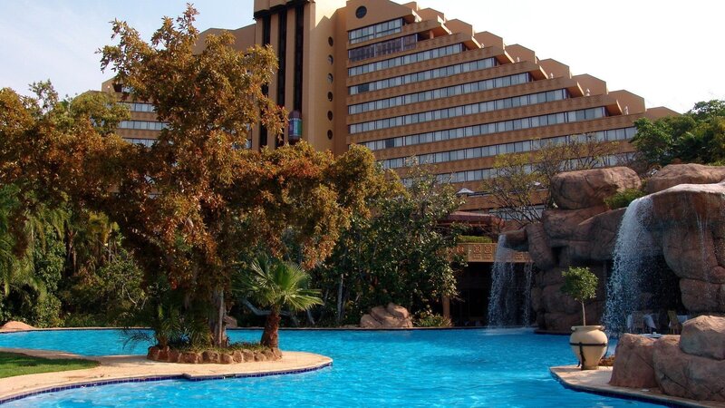 Hotel with Swimming Pool