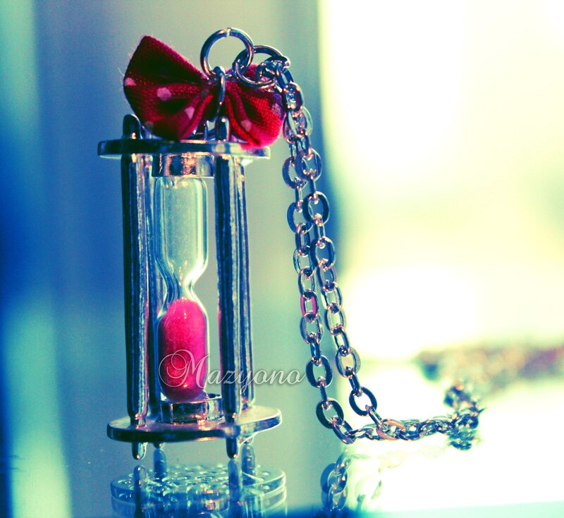 Hourglass Pendant