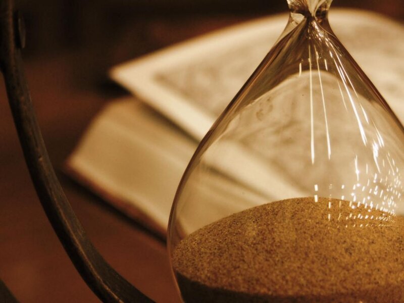 Hourglass with Sand — Brown