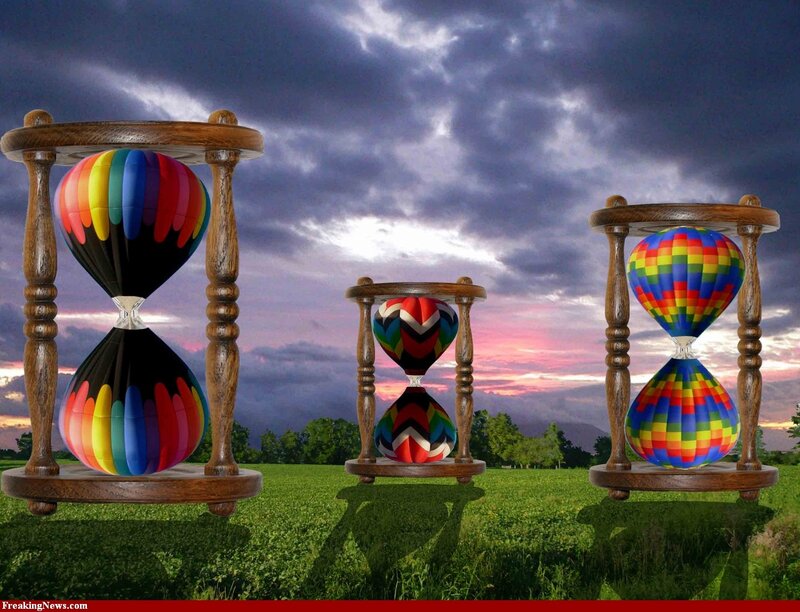 Hourglasses with Hot Air Balloons