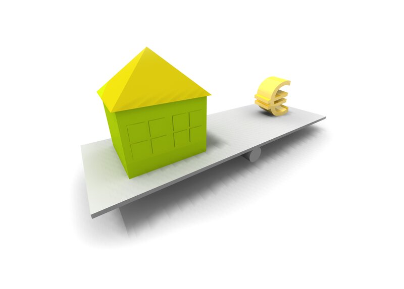 House and euro on a seesaw