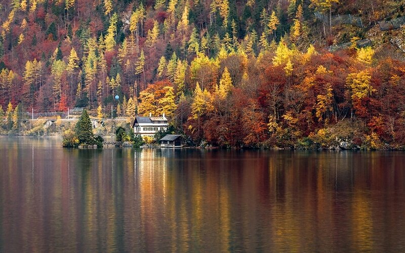 House on Lakeshore — Yellow