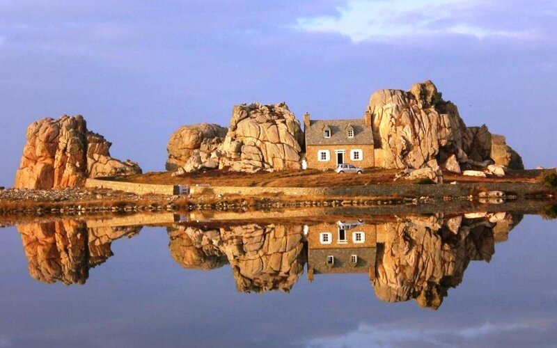 House on Rocky Island — Blue, Serene