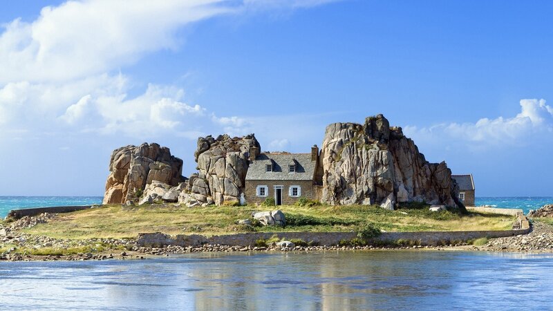 House on Rocky Island — Blue