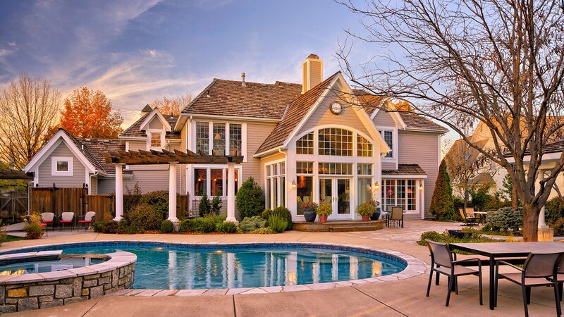House with Swimming Pool