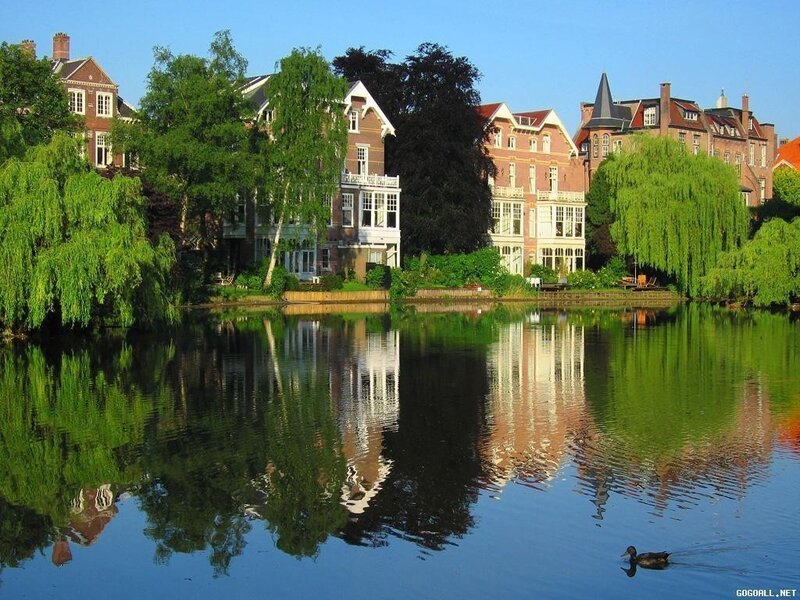 Houses Along a Canal — Green