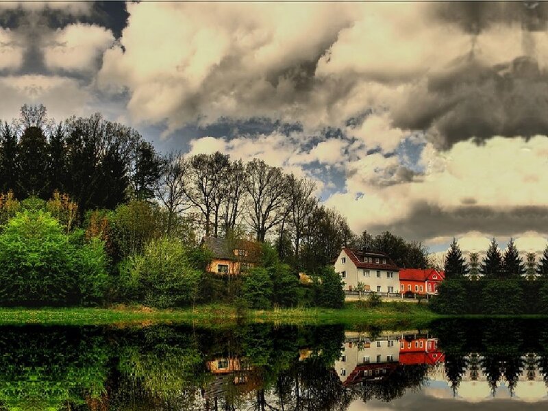 Houses by a Lake — Green