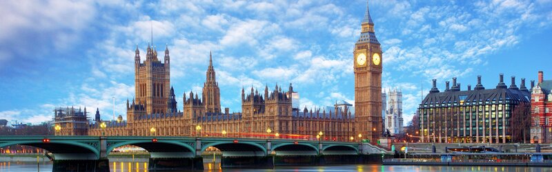 Houses of Parliament and Big Ben — Blue