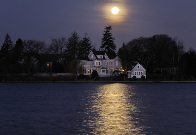 Houses on Lakeshore