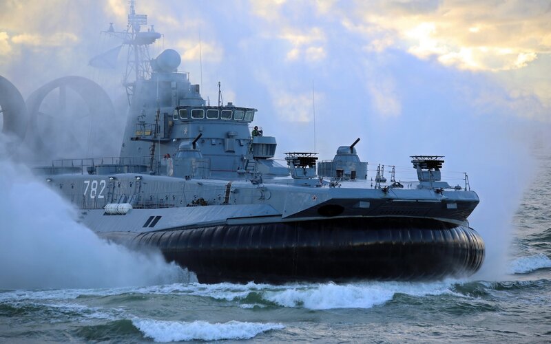Hovercraft in Water