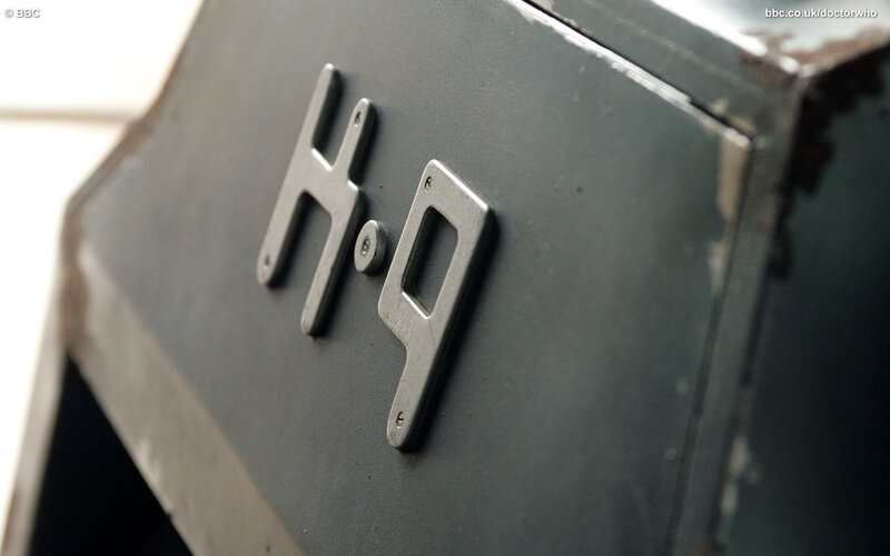 HP logo on a device