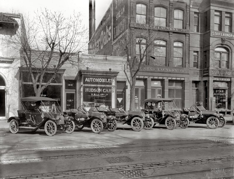 Hudson Cars dealership in early 1900s