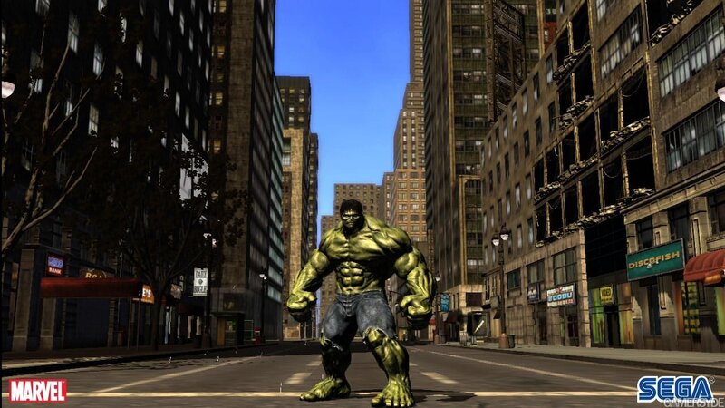 Hulk in City Street — Green