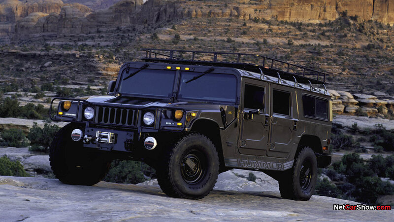 Hummer H1 in desert landscape