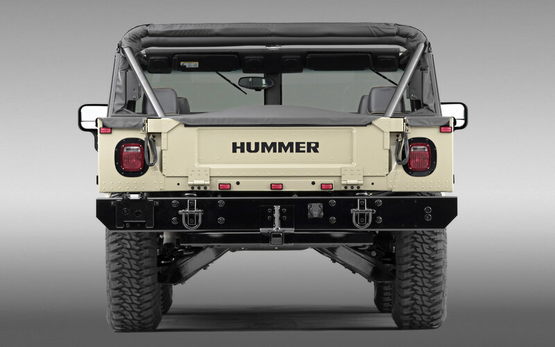 Hummer H1 Vehicle