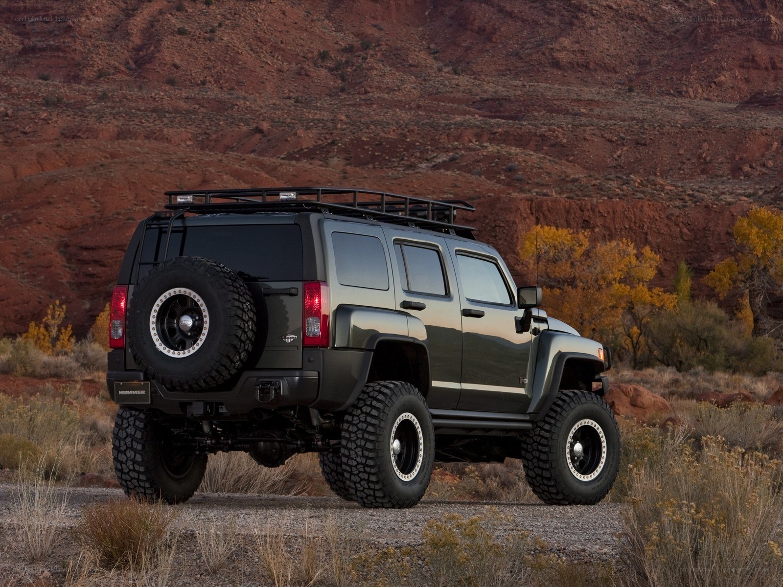 Hummer H3 in desert landscape