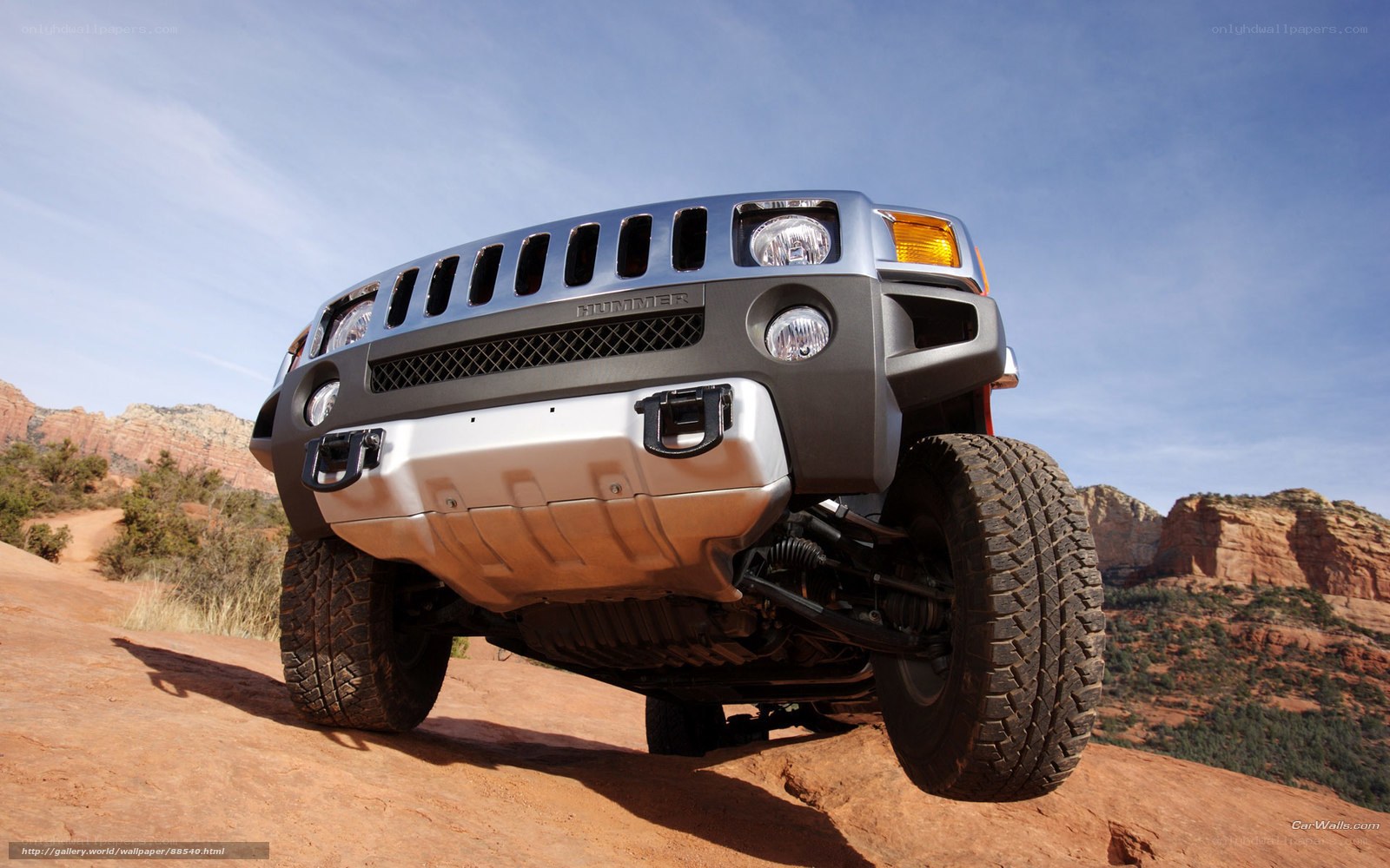 Hummer H3 off-road vehicle