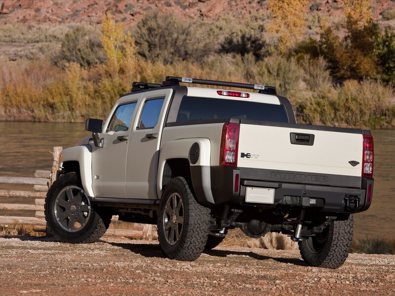 Hummer H3T pickup truck