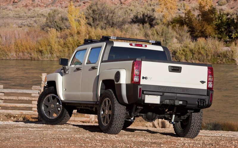 Hummer H3T pickup truck