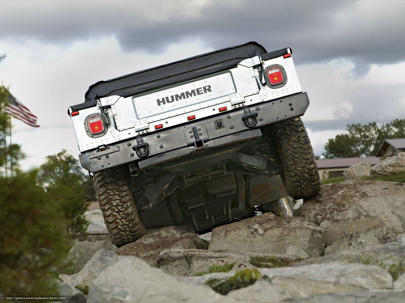 Hummer off-roading on rocks
