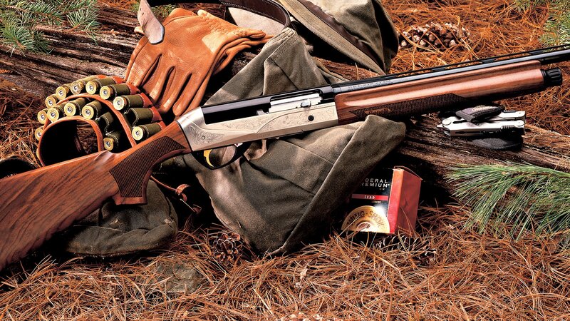 Hunting gear with shotgun