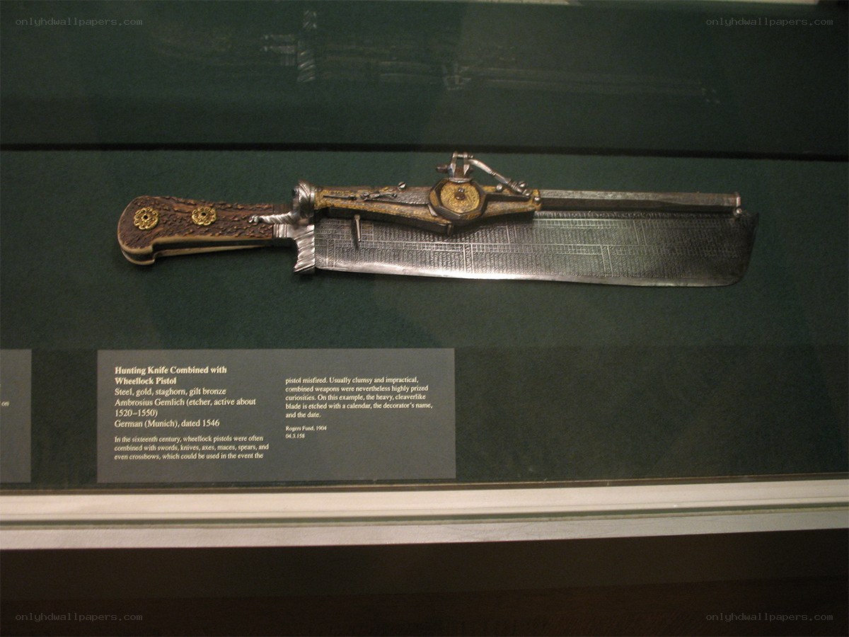 Hunting Knife with Wheellock Pistol