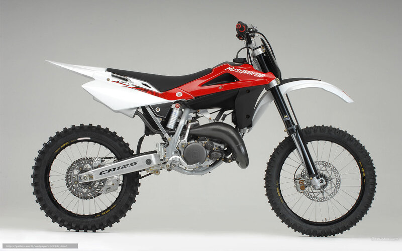 Husqvarna CR125 dirt bike