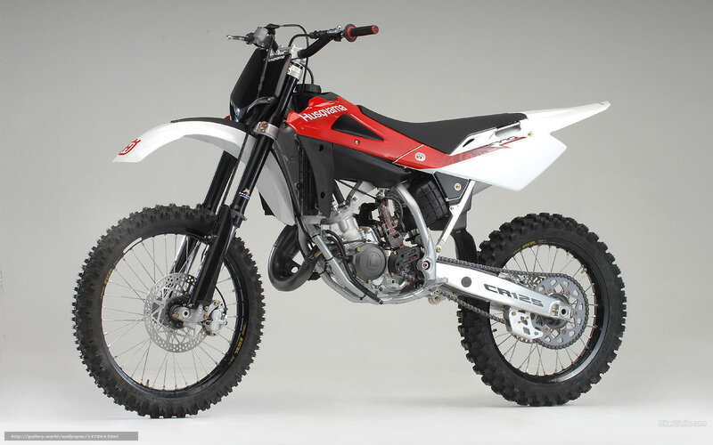 Husqvarna CR125 dirt bike