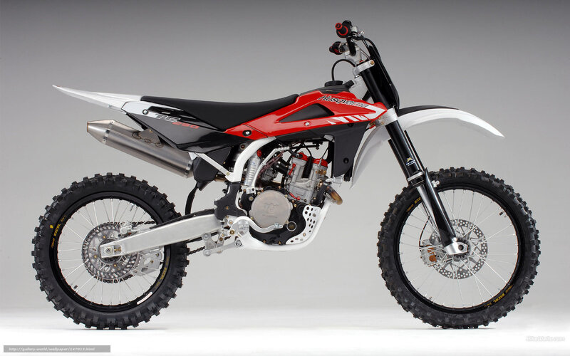 Husqvarna TC 250 dirt bike