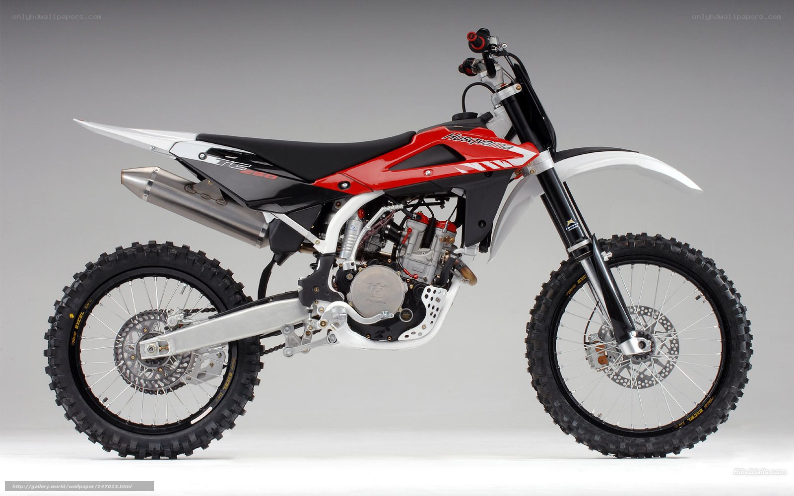 Husqvarna TC 250 dirt bike