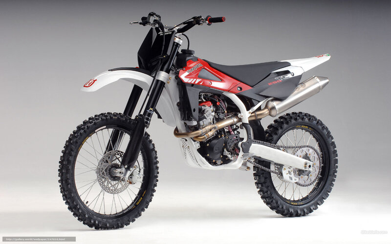 Husqvarna TC 250 dirt bike